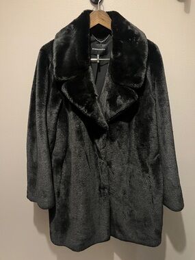 BCBGMAXAZRIA Black Faux Fur Teddy Coat | LIKE NEW XL | Aprés Ski | Luxury